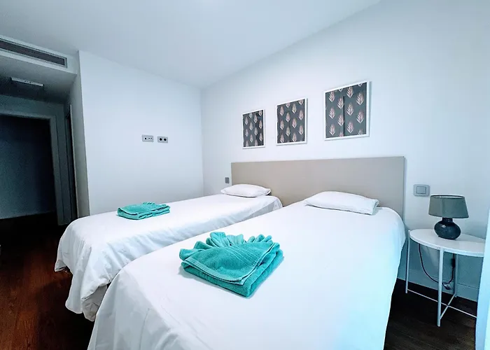 A484B Luxury By Wave Properties